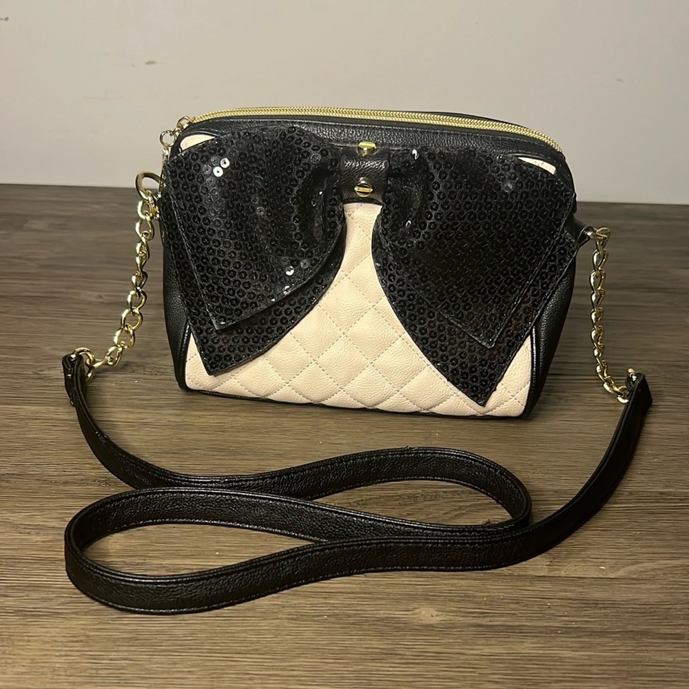 Betsy Johnson cream and black bow purse